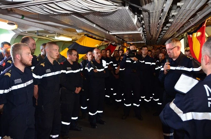 Le chef d'état-major des armes adresse ses voeux à l'équipage de la Meuse