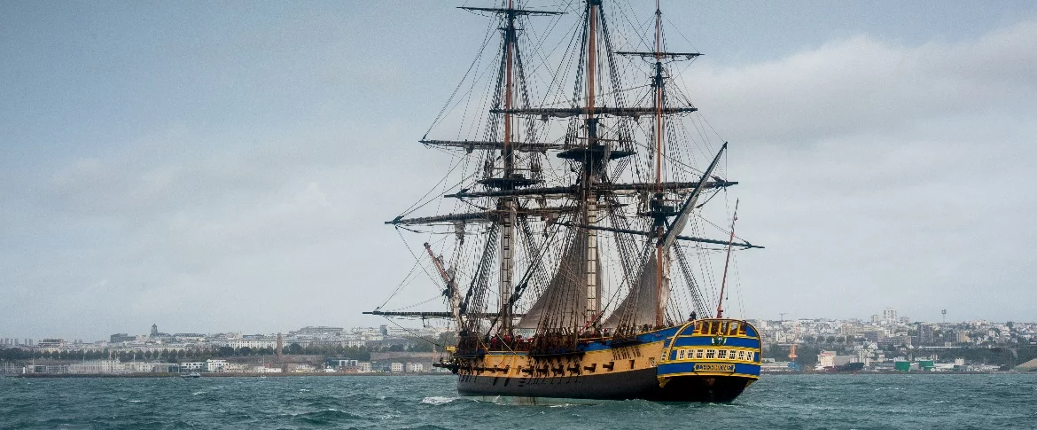 La frégate Hermione appareille