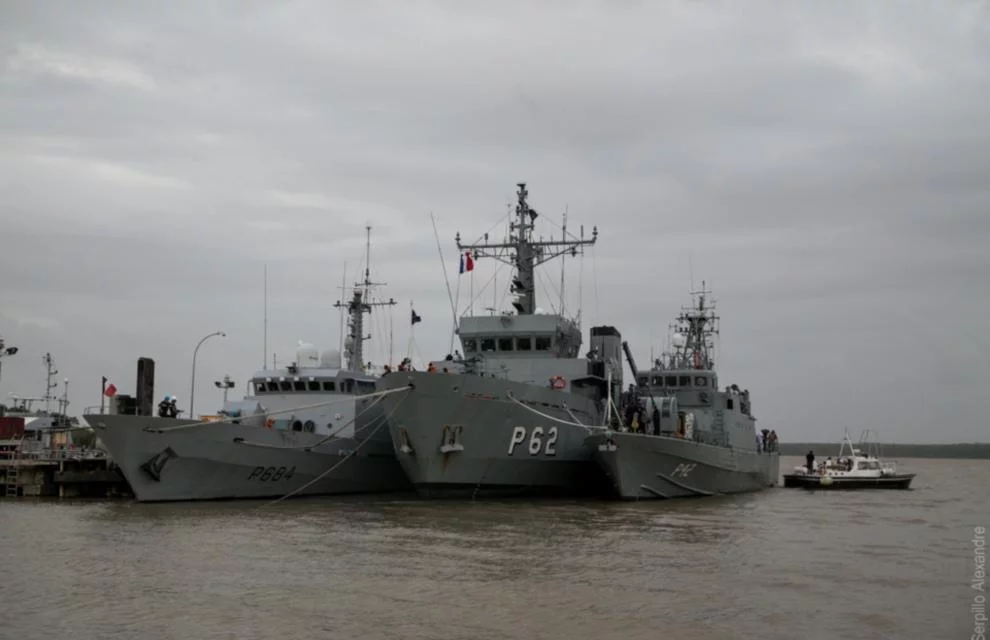 Escale de deux navires brésiliens à Dégrad-des-Cannes