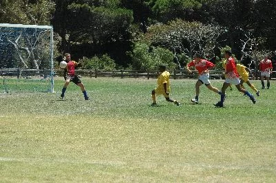 Makweka marquant un but pour le MENDI