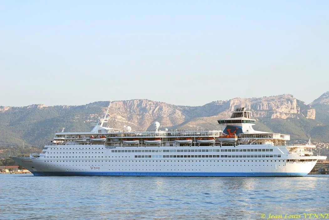 Le paquebot Thomson Destiny fait escale à La Seyne-sur-mer