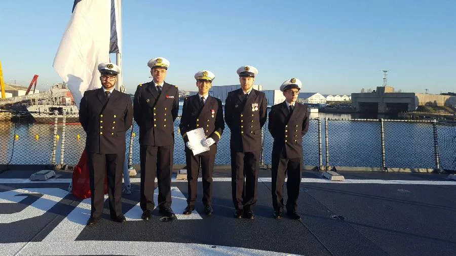 Commémoration du naufrage du dragueur de mines Auvergne à bord de son successeur