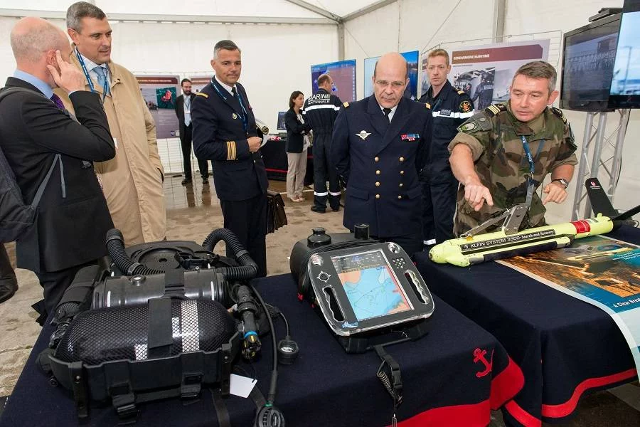 Le chef d’état-major de la marine à la rencontre des marins