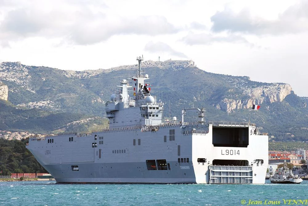 Le Tonnerre rentre à Toulon après une mission Corymbe
