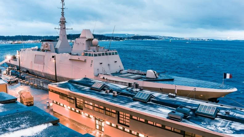 La frégate Bretagne dans le port d'Oslo