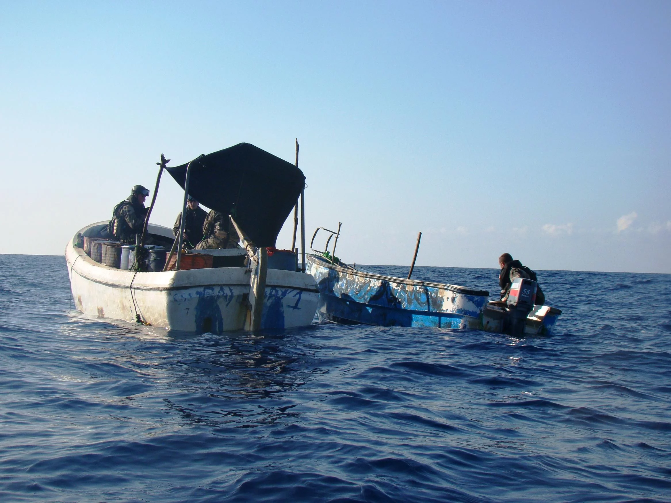 Investigations à bord du mother-ship et du skiff