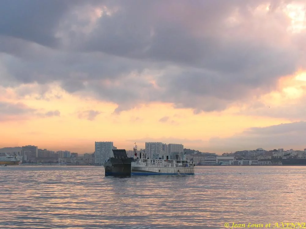 Le nouveau catamaran de débarquement de la CNIM
