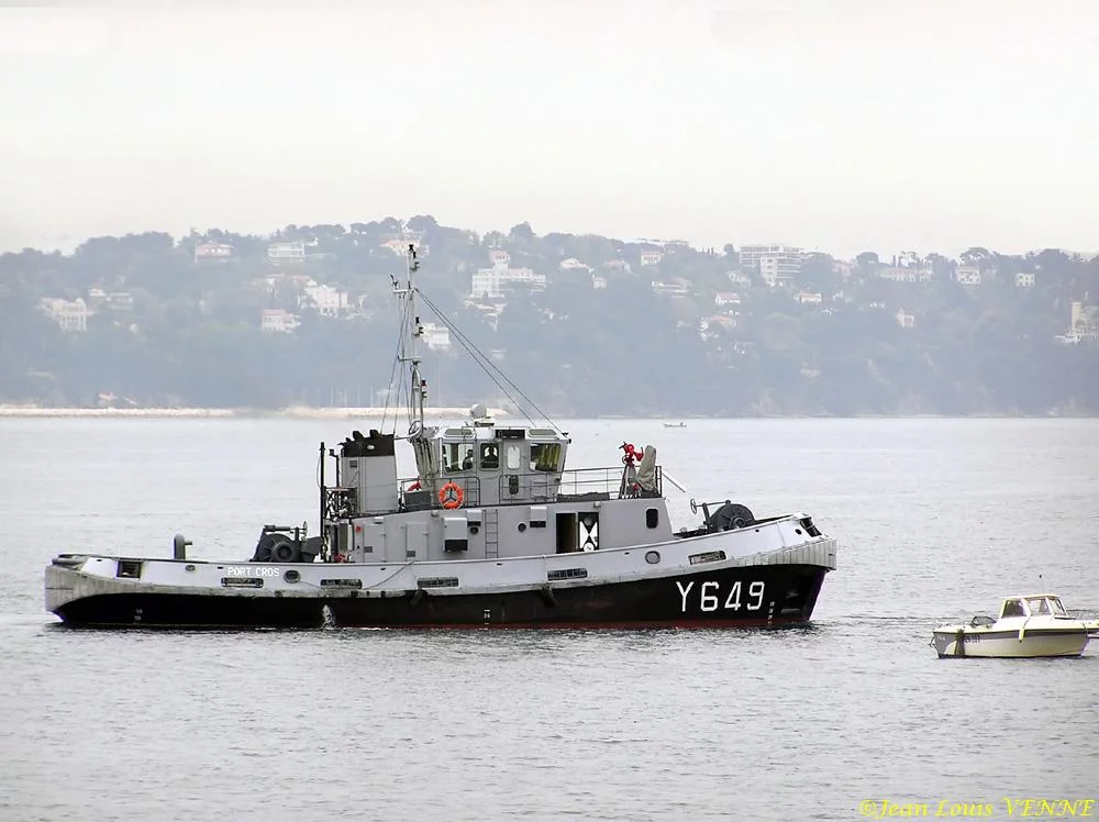 Un remorqueur attendant le bon moment