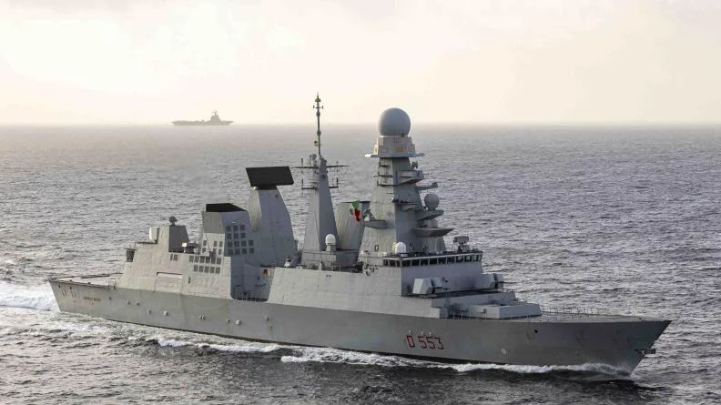 La frégate de défense aérienne italienne Andrea Doria