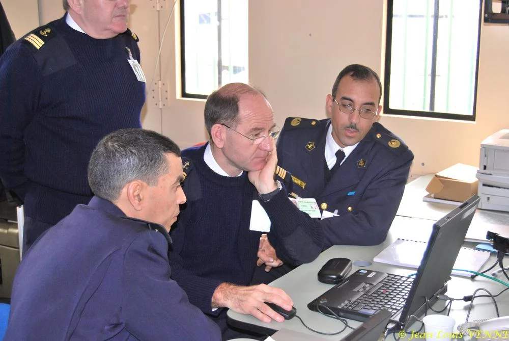 Au PC franco-algérien de l'exercice Raïs Hamidou