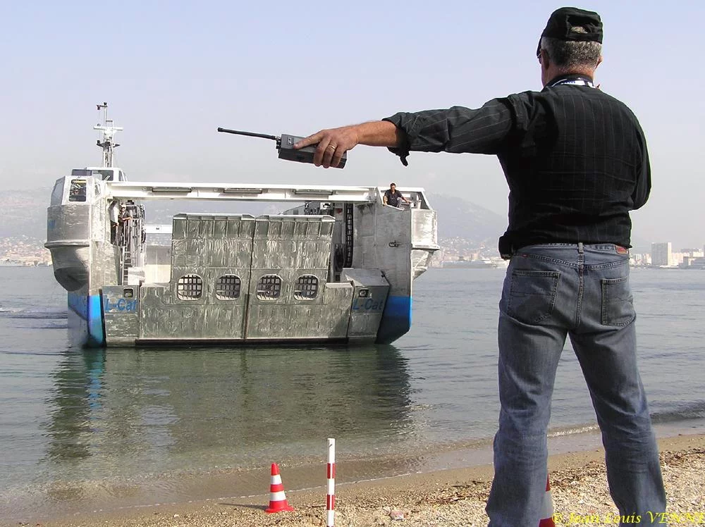 Le nouveau catamaran de débarquement de la CNIM