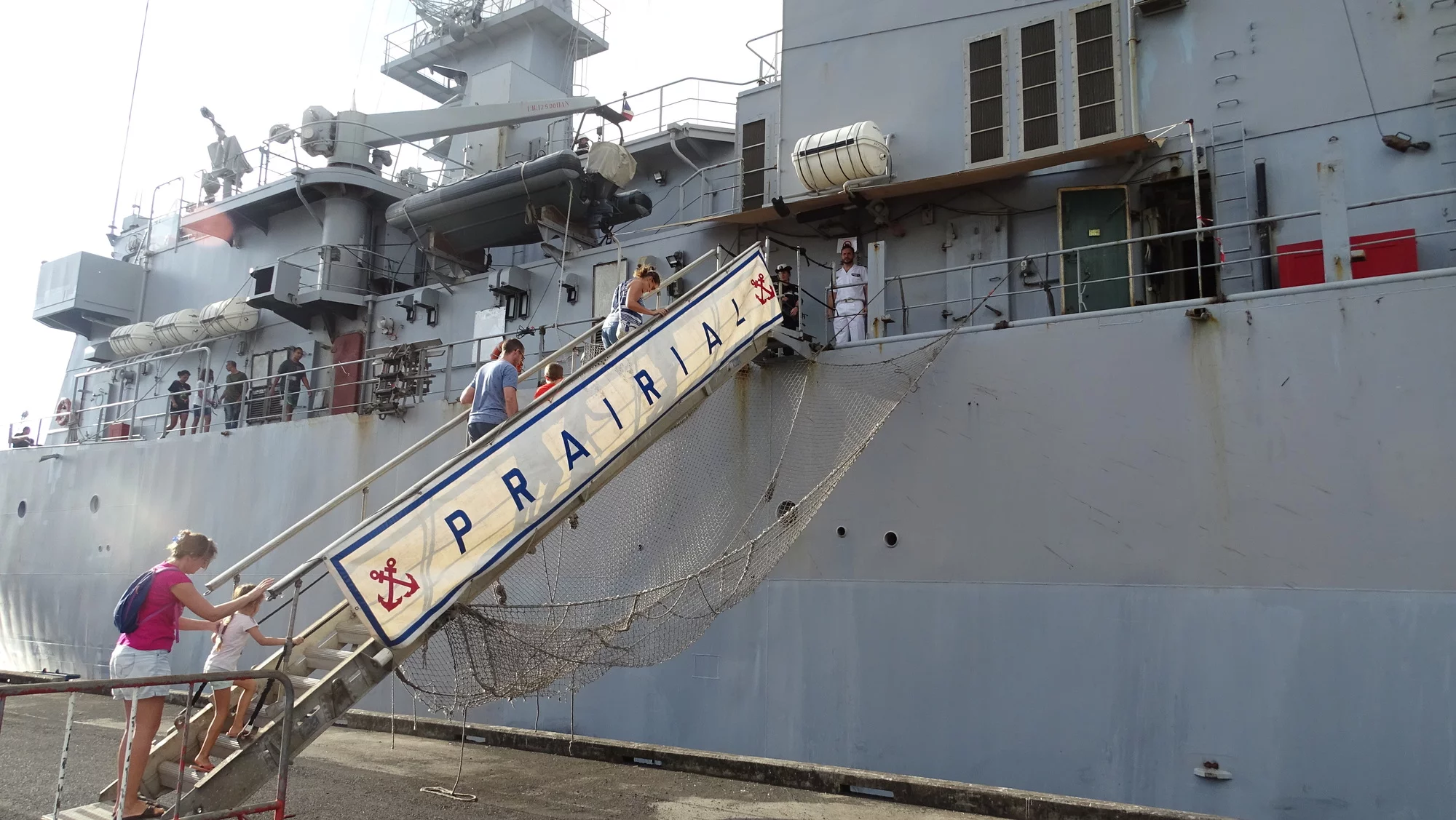 Journée portes ouvertes à bord de la frégate Prairial
