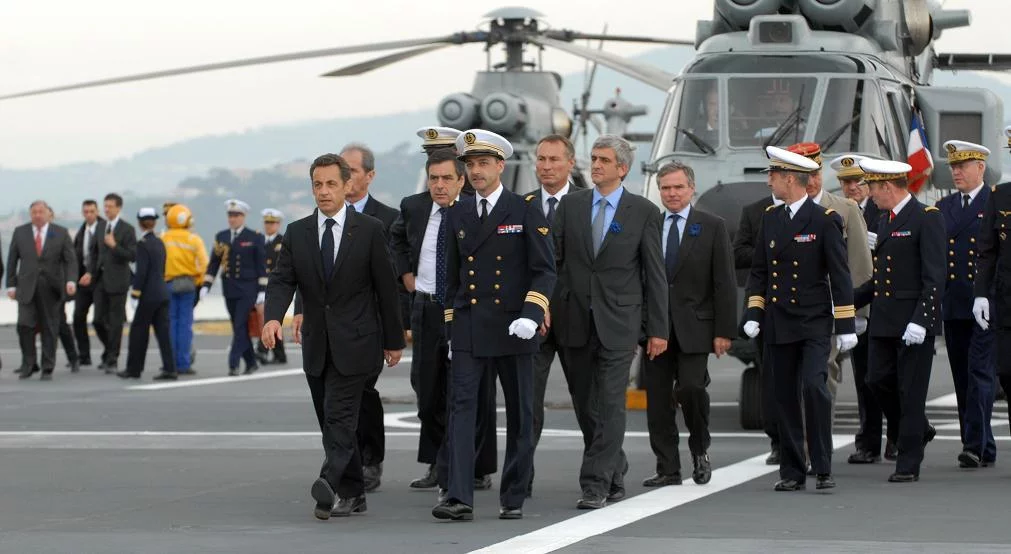 Le président et les autorités