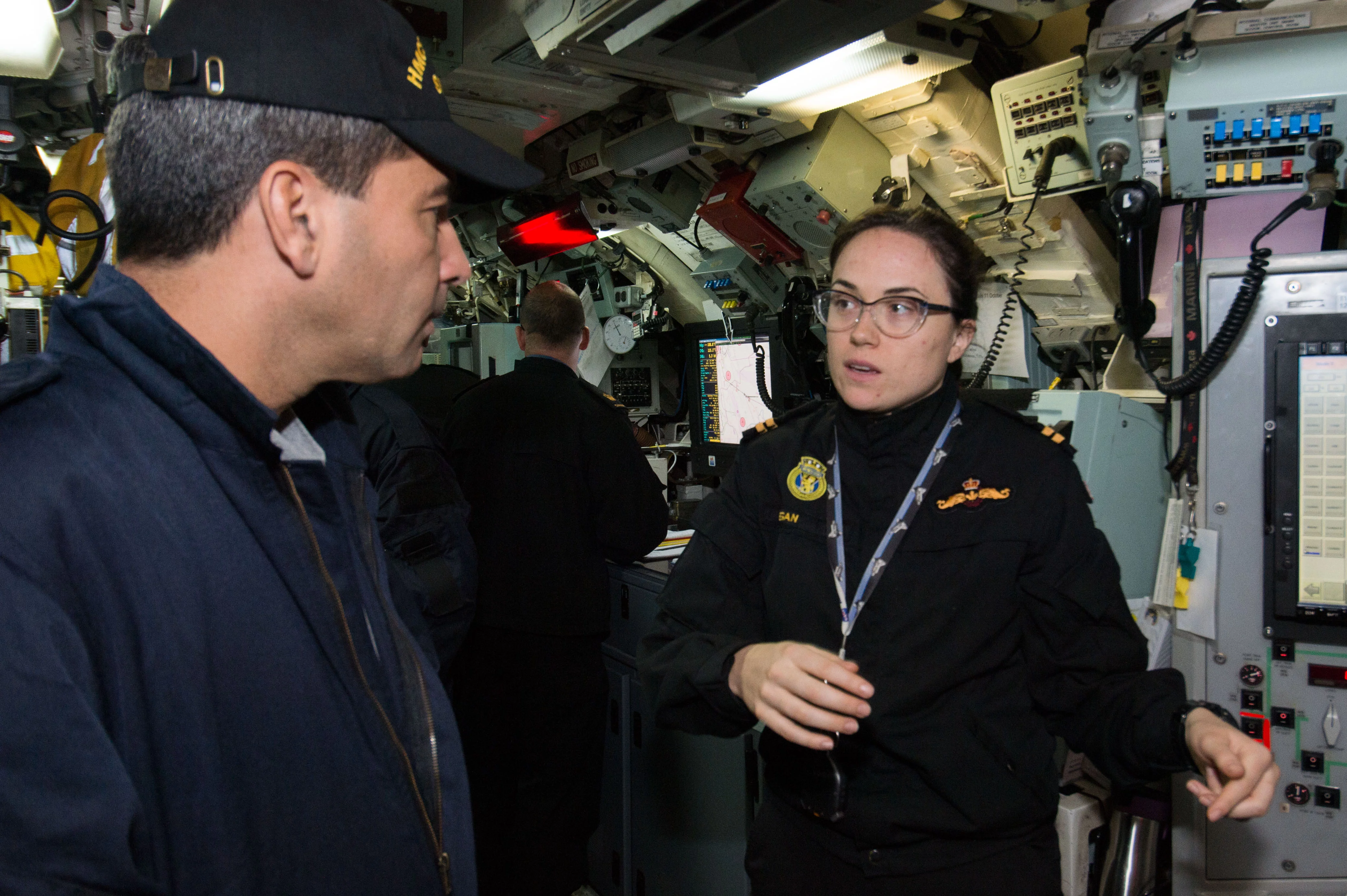 Le député canadien Pierre Paul-Hus à bord du sous-marin de Sa Majesté Windsor