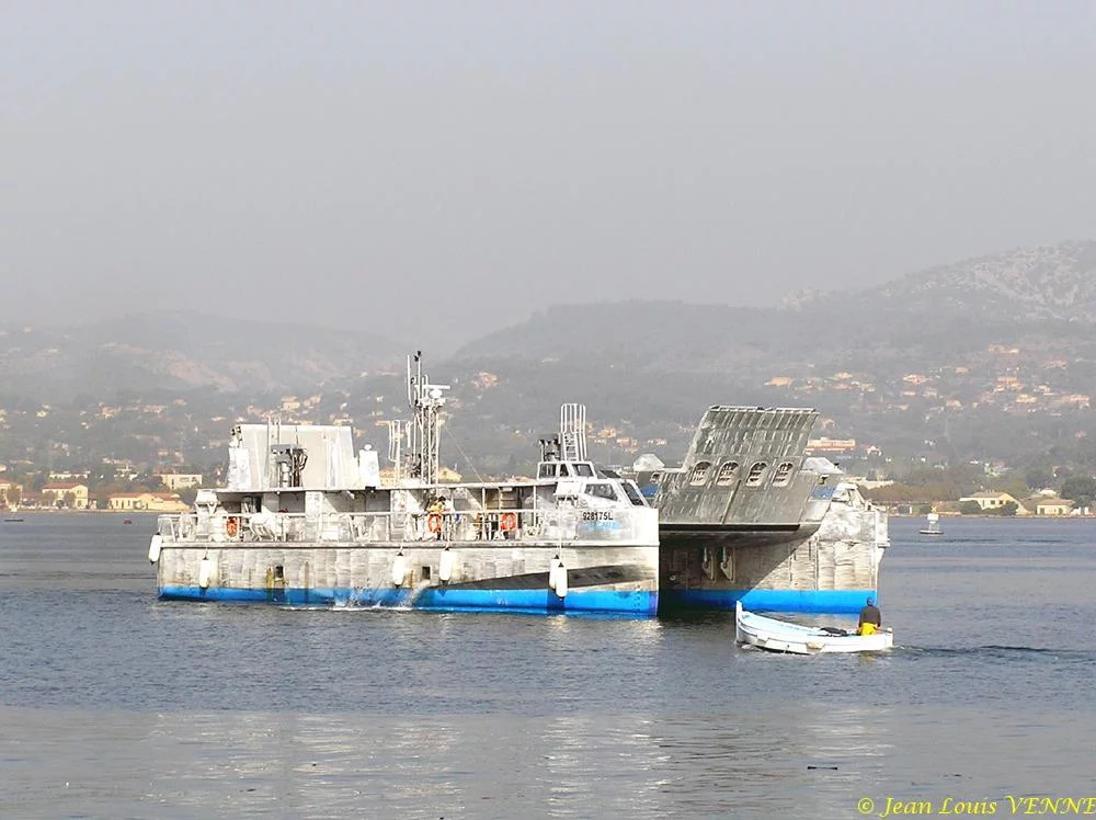Le nouveau catamaran de débarquement de la CNIM