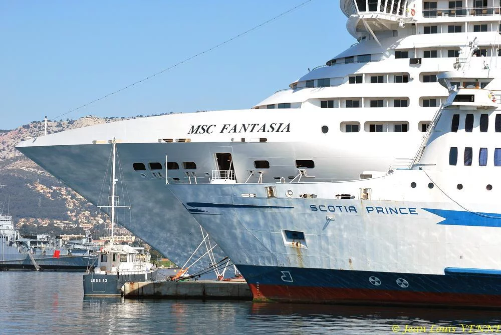 Escale surprise du MSC Fantasia à La Seyne sur Mer