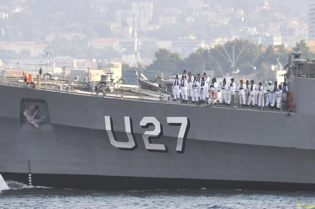 Arrivée à Toulon du navire école brésilien « Brasil ».