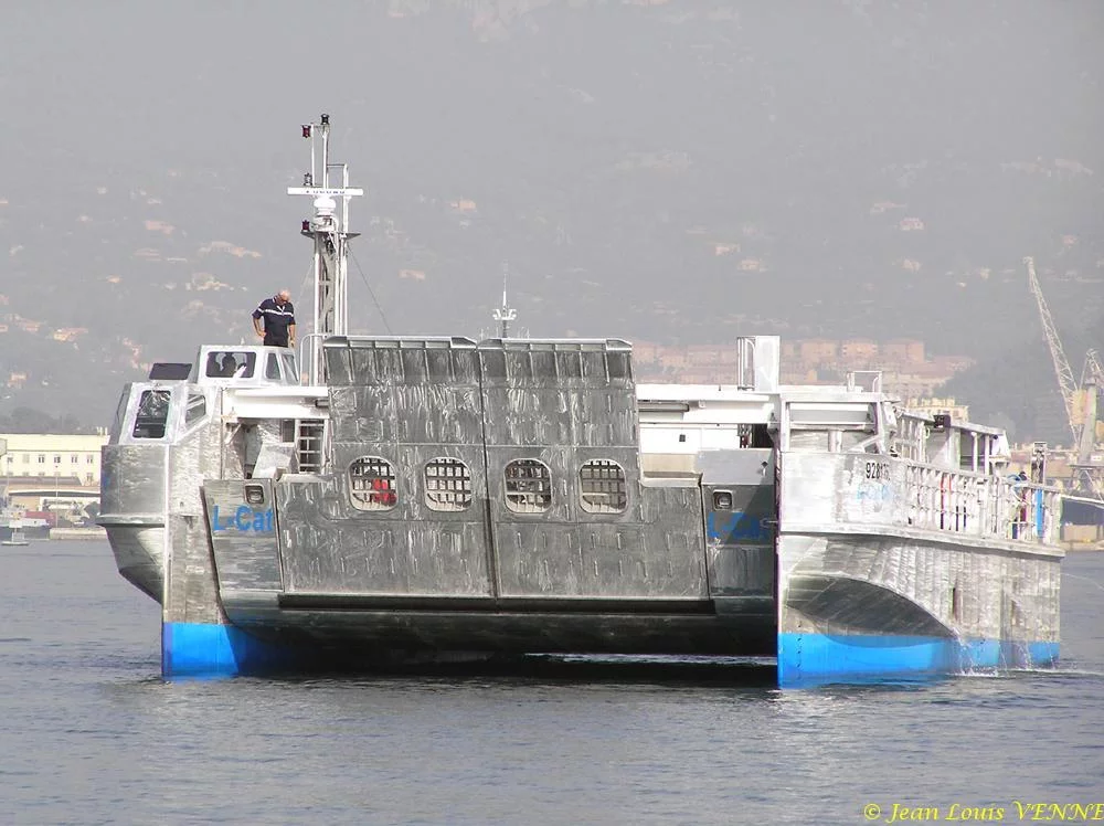Le nouveau catamaran de débarquement de la CNIM