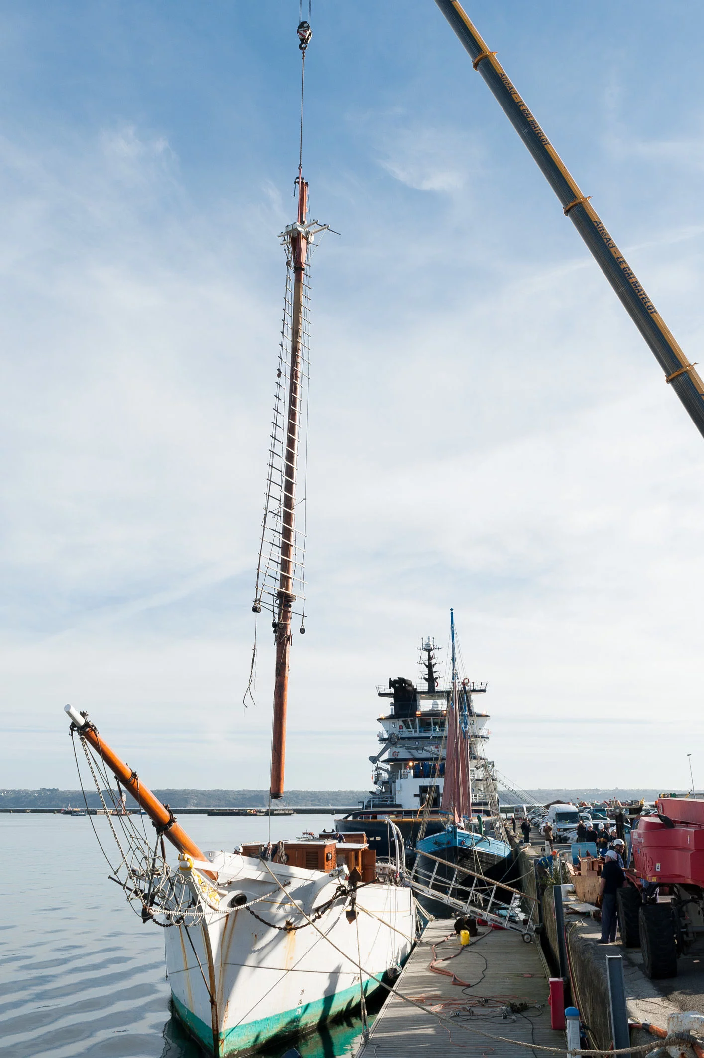 Sortie du mât de misaine de la goélette Etoile