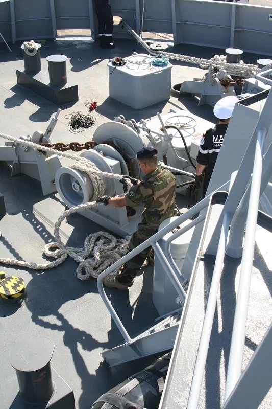 L'équipage rentre les aussières