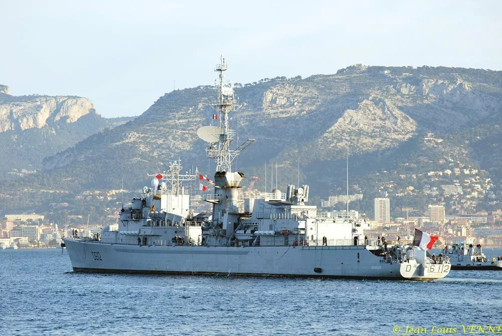 La frégate De Grasse fait escale à Toulon