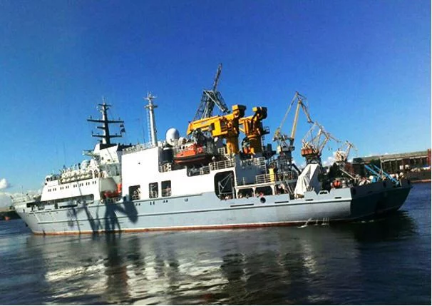 Le sous-marin de sauvetage russe Igor Belousov