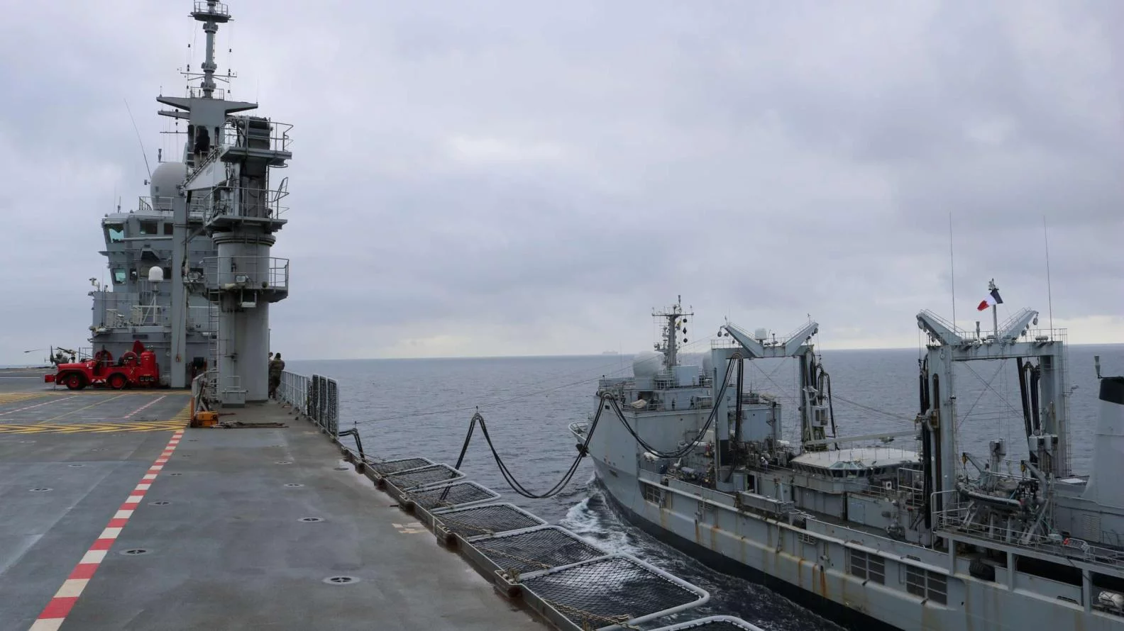 Le Tonnerre se ravitaille auprès de la Marne