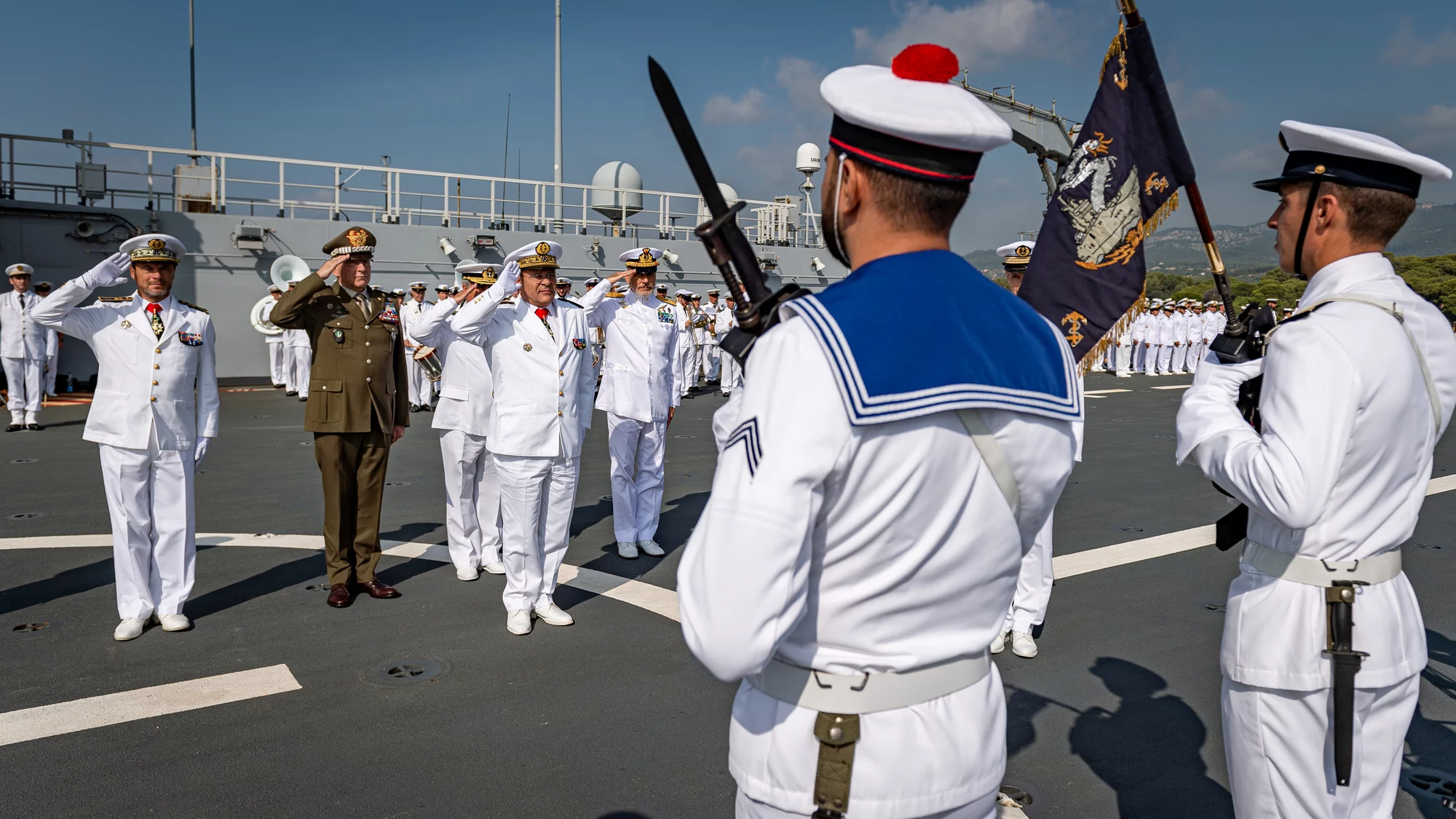 Prise de commandement de l'Euromarfor à bord du Tonnerre