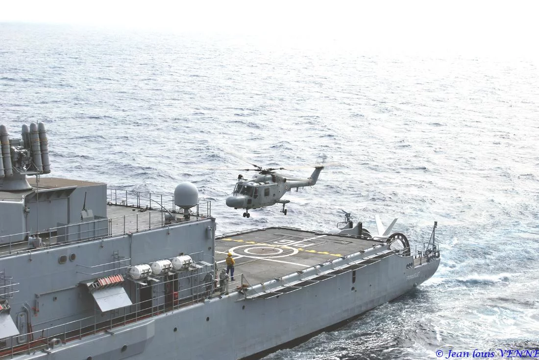 Décollage de l'hélicoptère Lynx