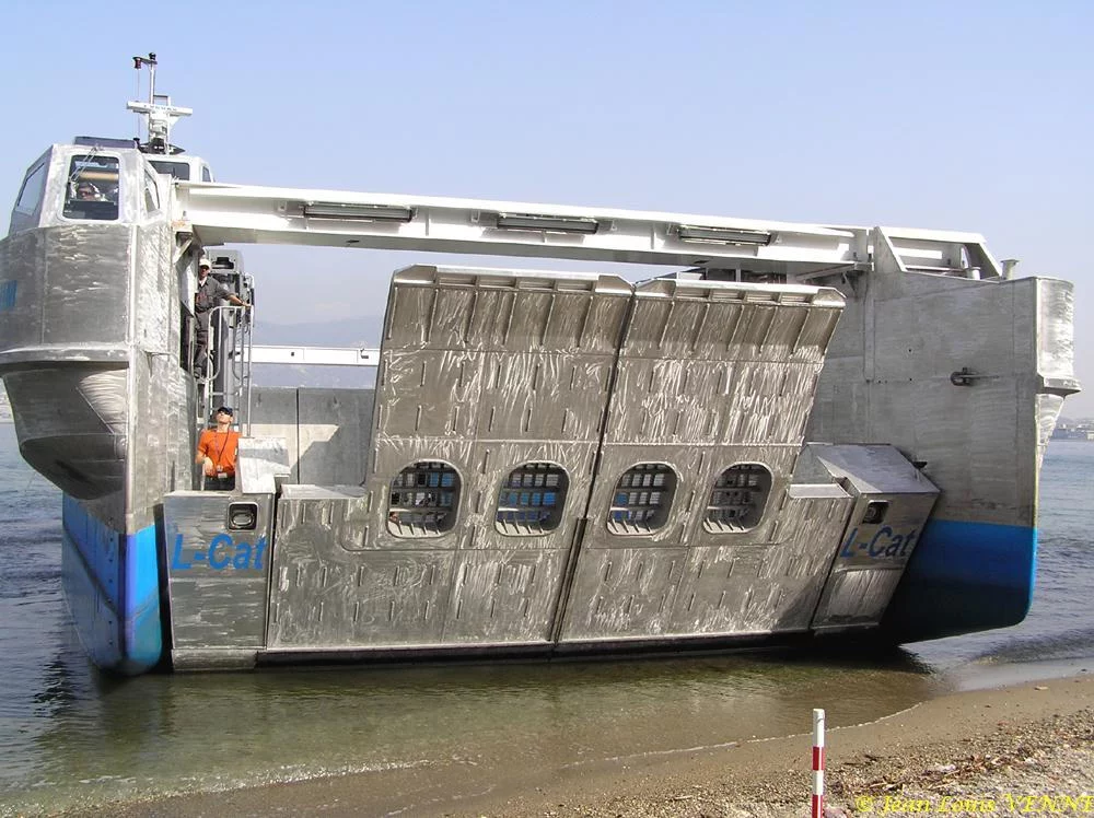 Le nouveau catamaran de débarquement de la CNIM