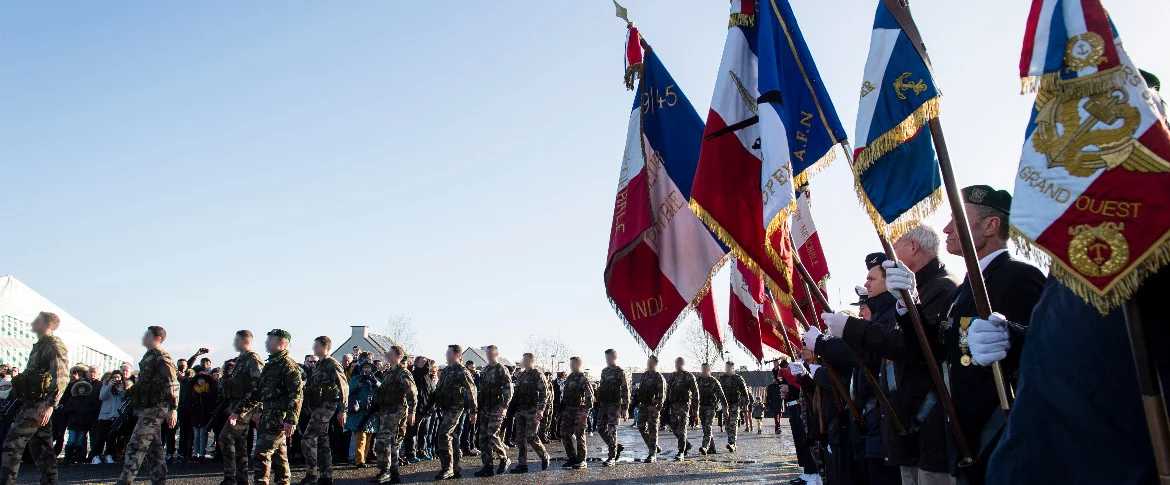 19 nouveaux commandos marine reçoivent leur béret vert