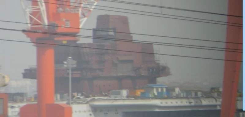 Le porte-avions chinois Varyag