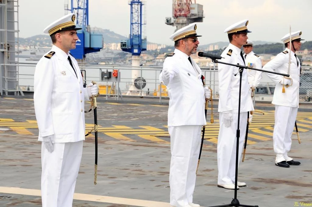 Prise de commandement du BPC Mistral