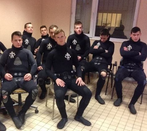 Les élèves-officiers à la découverte de la plongée