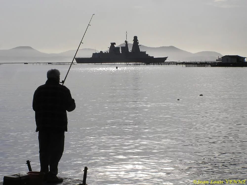 Le Forbin devant Tamaris