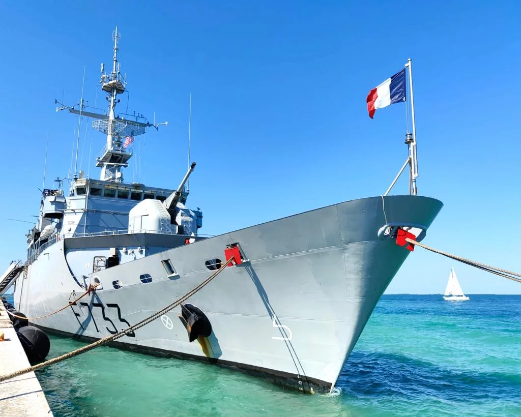 La frégate Ventôse en escale à Key West (Floride)