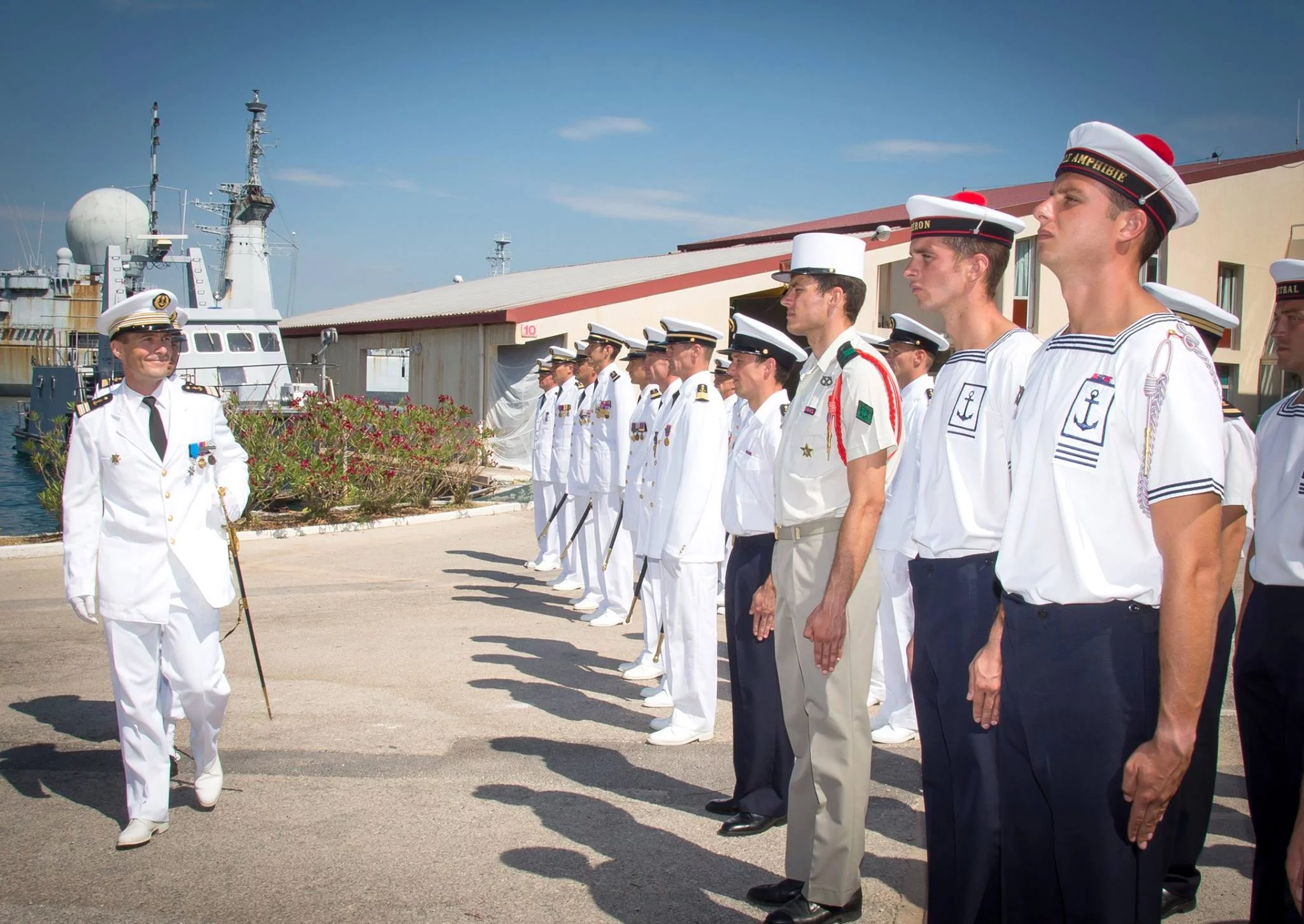 Le capitaine de frégate Tanguy Durand, nouveau commandant de l'école de plongée