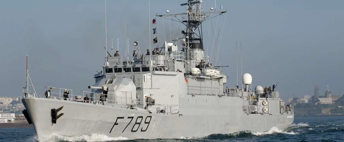 L'aviso LV Le Hénaff