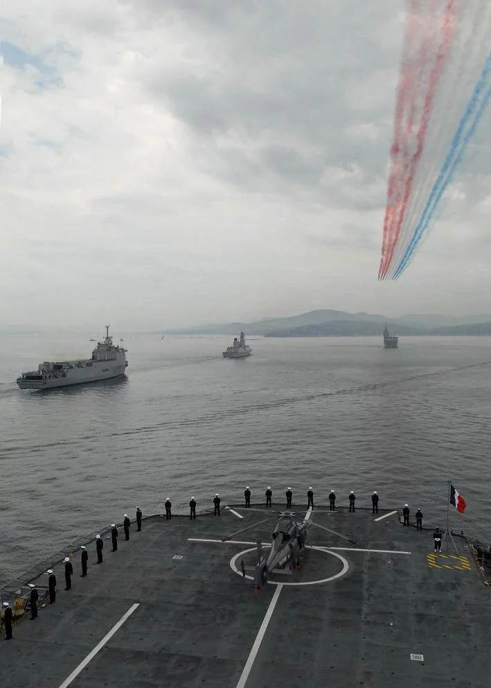 Revue Navale du 8 mai 2009