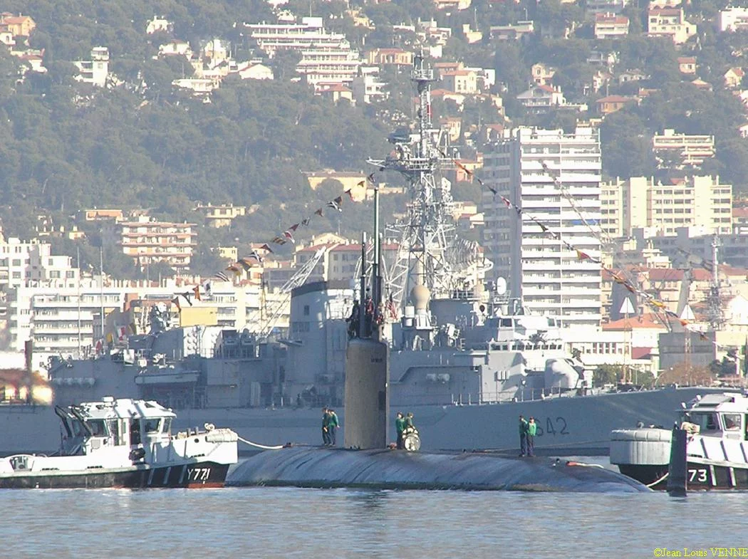 L’USS Montpelier appareille de Toulon