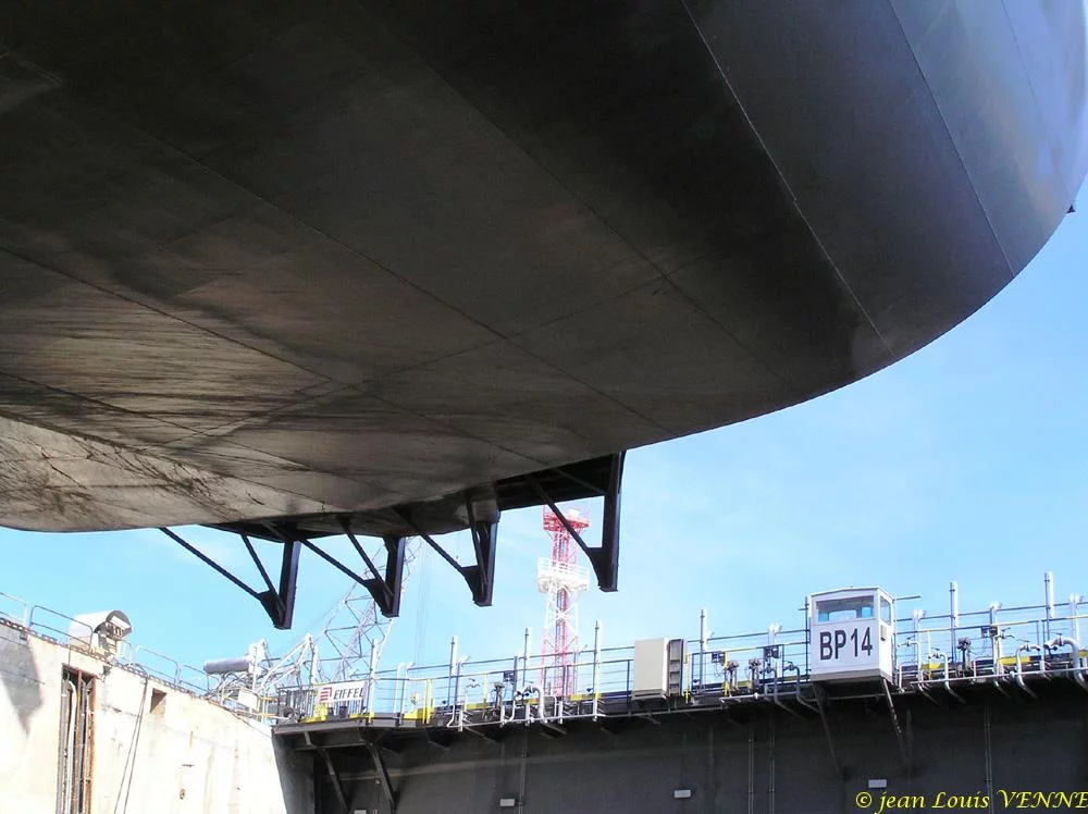 L'arrière du porte-avions