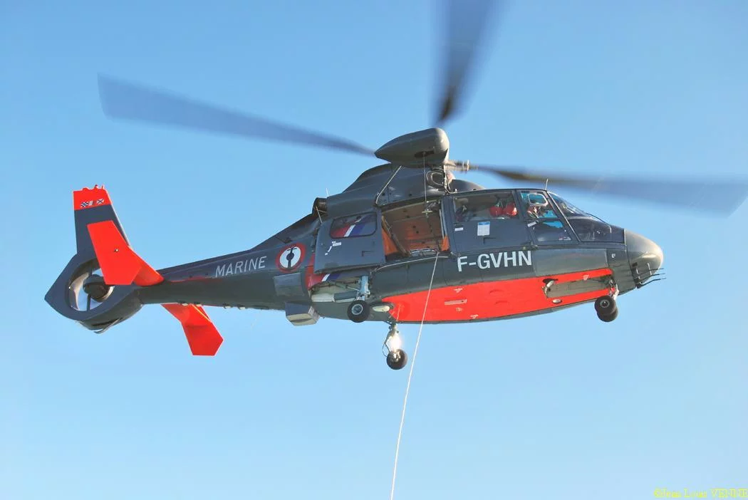 L'hélicoptère Dauphin de service public