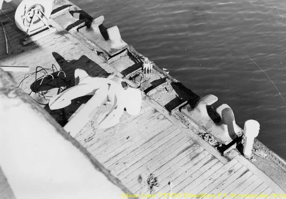 Démolition de l'Arromanches