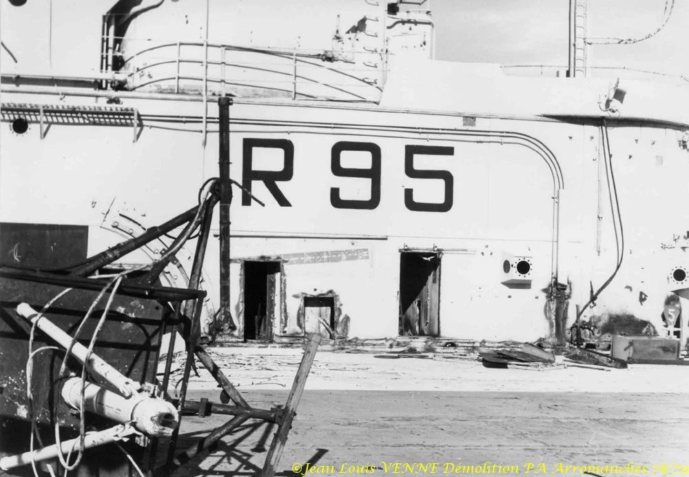 Démolition de l'Arromanches
