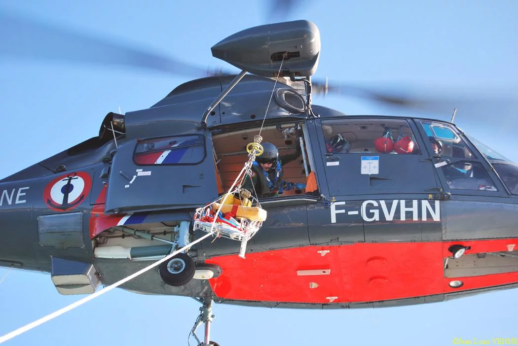 L'hélicoptère Dauphin de service public