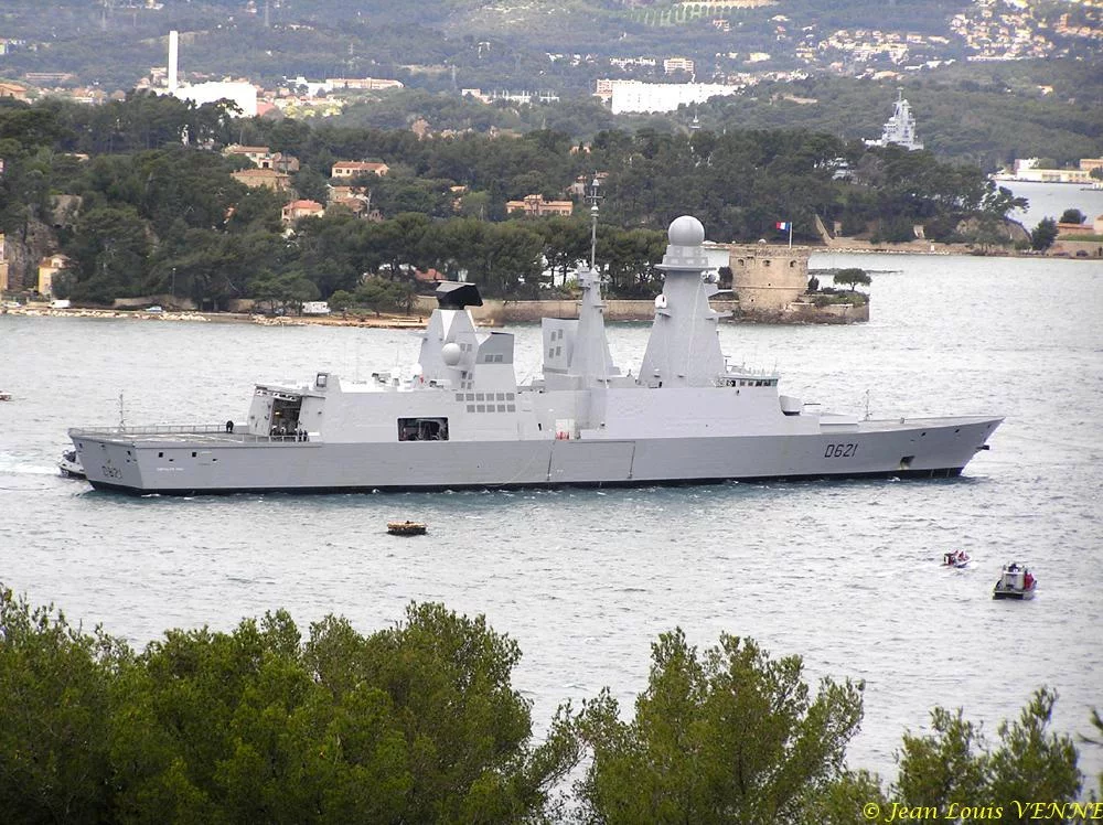 Le Chevalier Paul au moullage dans la baie du Lazaret