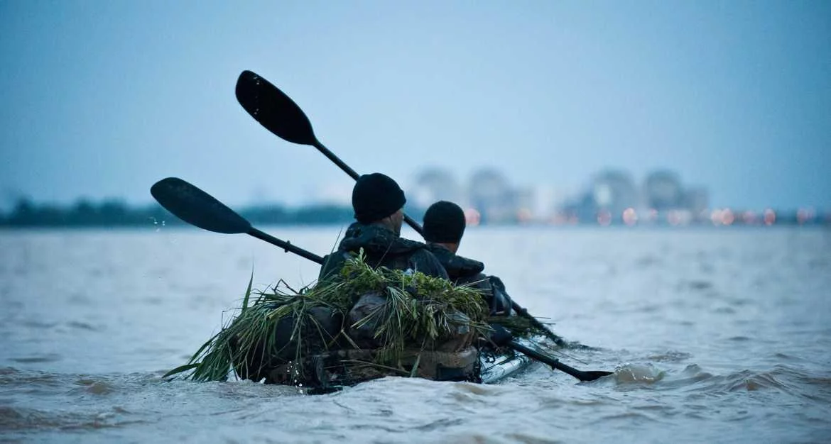 Raid historique pour les nageurs de combat