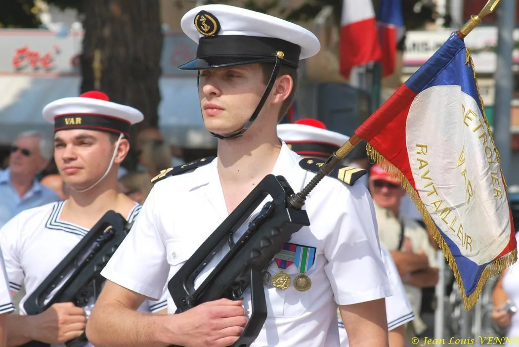 La garde d'honneur du BCR Var
