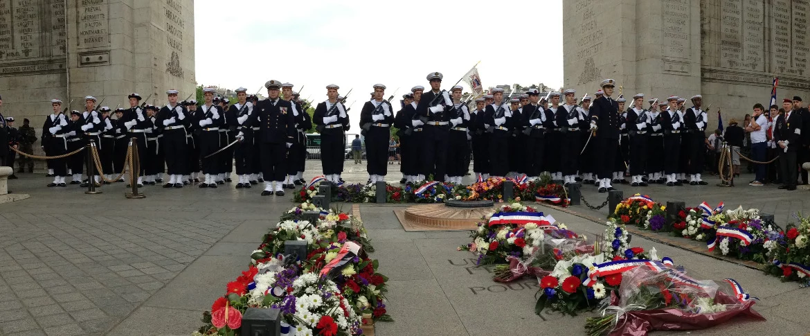 La PMM Richelieu rend hommage au Soldat Inconnu