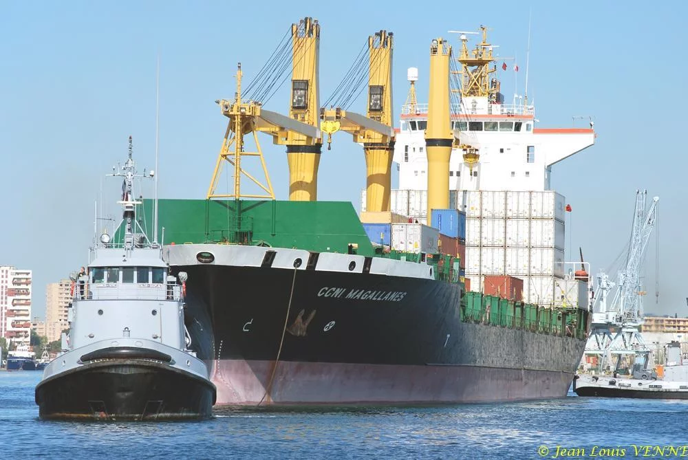 Arrivée à Toulon du porte-conteneurs Magallanes